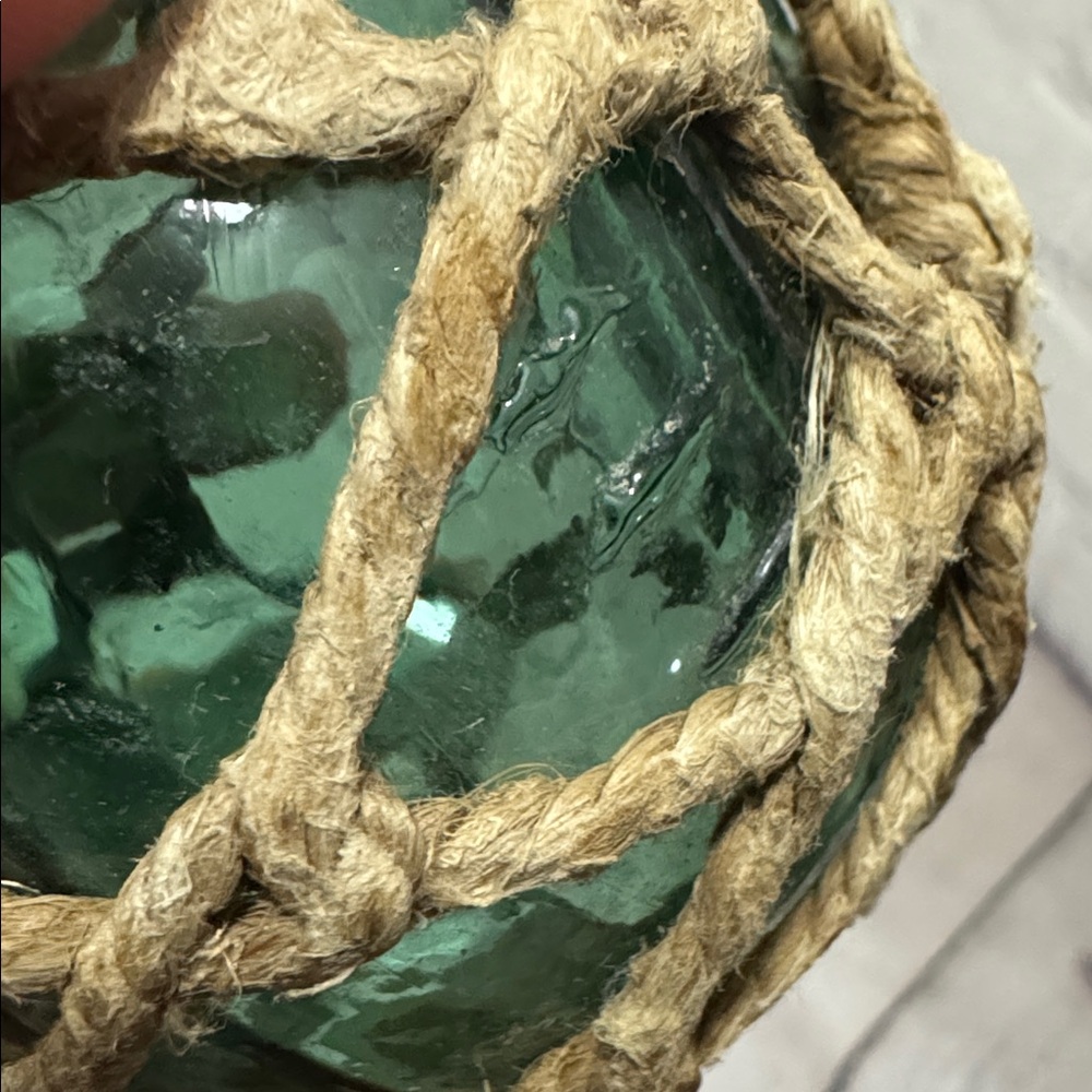 VTG 3.25” Green Glass Fishing Float with Rope Netting original -coastal rustic - Picture 3 of 7